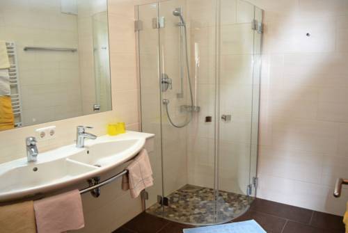 Imagen de la habitación del Hotel G&auml;stehaus Klawunn. Foto 13