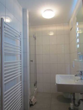 Imagen de la habitación del Hotel G&auml;stehaus Krappinger/pizzeria Mamma Mia. Foto 15