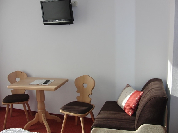 Imagen de la habitación del Hotel Gästehaus Loithaler. Foto 8