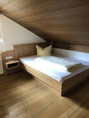Imagen general del Hotel G&auml;stehaus Maria, Garmisch - Partenkirchen. Foto 13