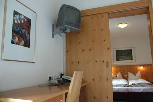 Imagen de la habitación del Hotel G&auml;stehaus Otto Huber. Foto 3