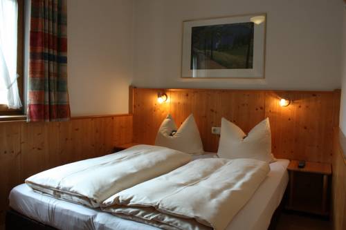 Imagen de la habitación del Hotel G&auml;stehaus Otto Huber. Foto 6