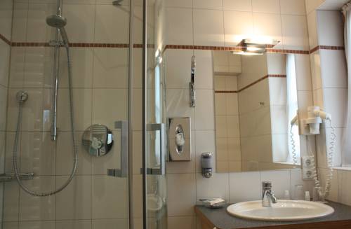 Imagen de la habitación del Hotel G&auml;stehaus Otto Huber. Foto 15