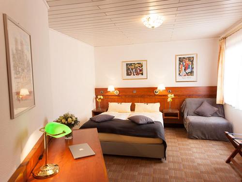 Imagen de la habitación del Hotel G&auml;stehaus Pr&auml;senzhof. Foto 6