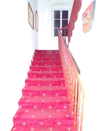 Imagen de los interiores del Hotel G&auml;stehaus Residenz Lapeiner. Foto 17