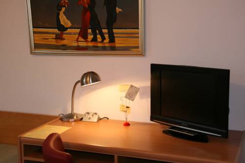 Imagen de la habitación del Hotel G&auml;stehaus Schlossgarten, Achim. Foto 5