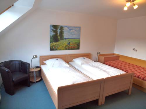 Imagen de la habitación del Hotel G&auml;stehaus Schlossgarten, Achim. Foto 10