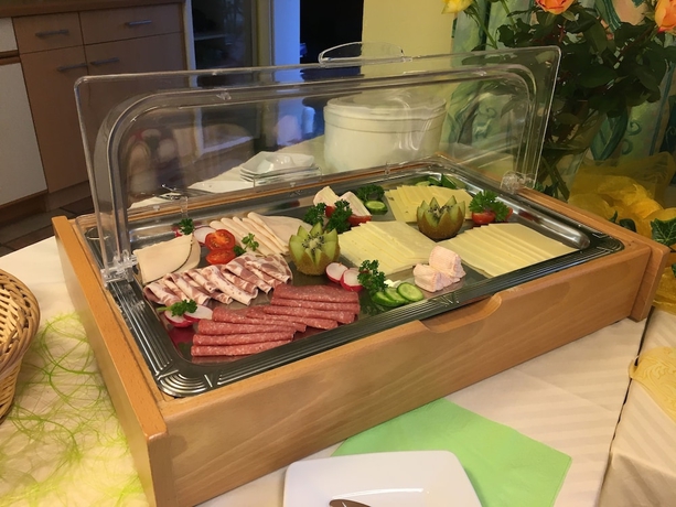 Imagen del bar/restaurante del Hotel G&auml;stehaus Schmid. Foto 4