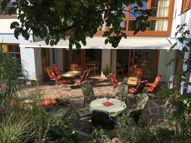 Imagen general del Hotel G&auml;stehaus Schmid. Foto 2