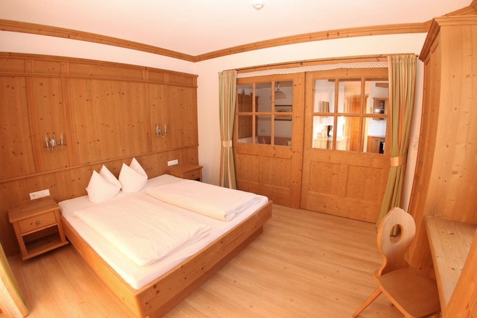Imagen de la habitación del Hotel G&auml;stehaus Schneider. Foto 2