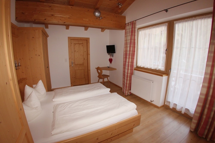Imagen de la habitación del Hotel G&auml;stehaus Schneider. Foto 5
