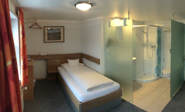 Imagen de la habitación del Hotel Gästehaus Sonne. Foto 14