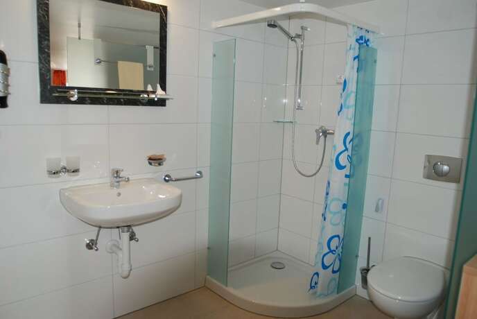 Imagen de la habitación del Hotel Gästehaus Sonne. Foto 15