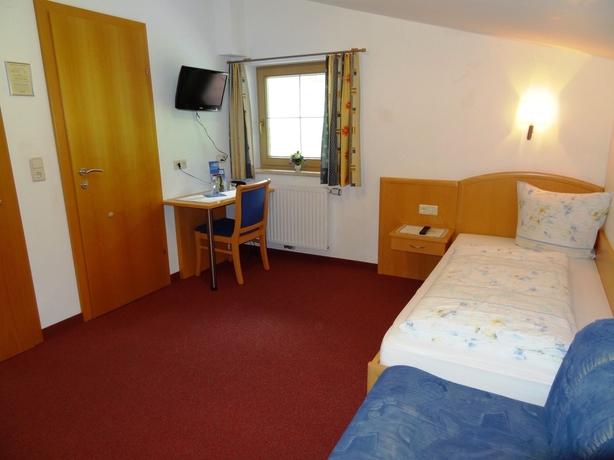 Imagen de la habitación del Hotel G&auml;stehaus Windegg. Foto 3