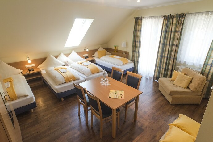 Imagen de la habitación del Hotel G&auml;stehaus Zehmerhof. Foto 18