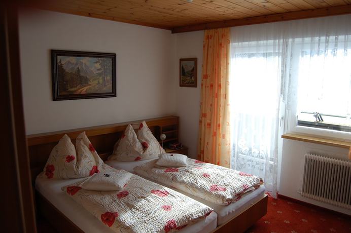 Imagen de la habitación del Hotel G&auml;stehaus Zum Tauern. Foto 16