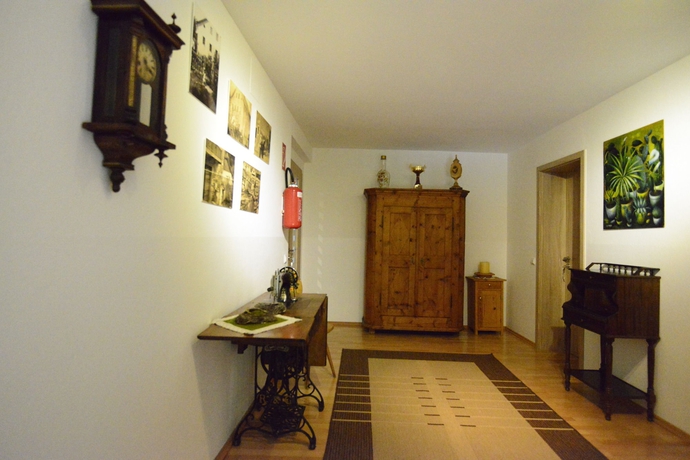 Imagen de los interiores del Hotel G&auml;stehaus Zwischenberger. Foto 16