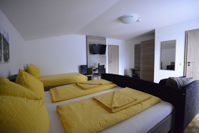 Imagen de la habitación del Hotel G&auml;stehaus Zwischenberger. Foto 6