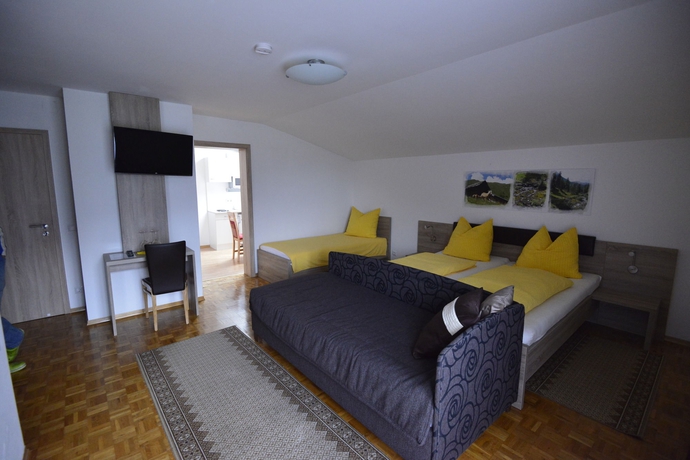 Imagen de la habitación del Hotel G&auml;stehaus Zwischenberger. Foto 8