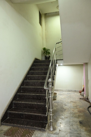 Imagen de la habitación del Hotel Gauri Shankar P Guest house. Foto 13