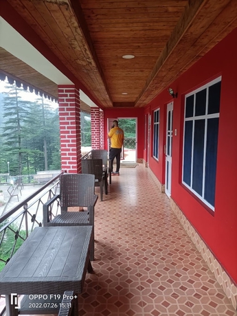 Imagen de los interiores del Hotel Gautam Khajjiar. Foto 16