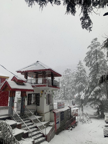 Imagen general del Hotel Gautam Khajjiar. Foto 3