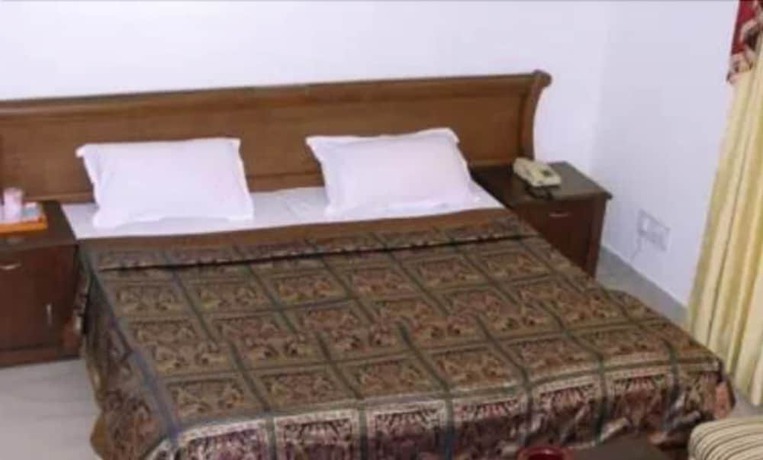 Imagen de la habitación del Hotel Gautam Residency Chamba. Foto 12