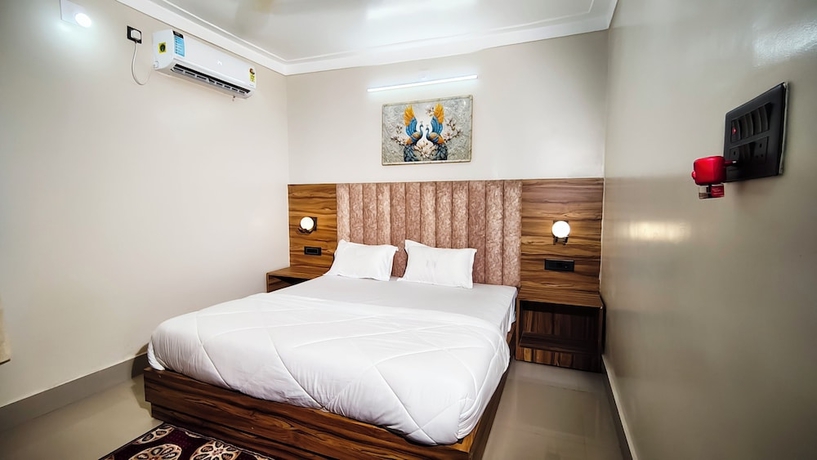 Imagen de la habitación del Hotel Gautam Residency. Foto 2