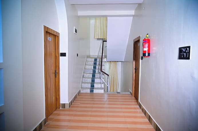 Imagen de los interiores del Hotel Gautam Residency. Foto 11