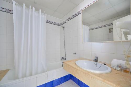 Imagen de la habitación del Hotel Gavimar Ariel Chico Hotel and Apartments. Foto 7