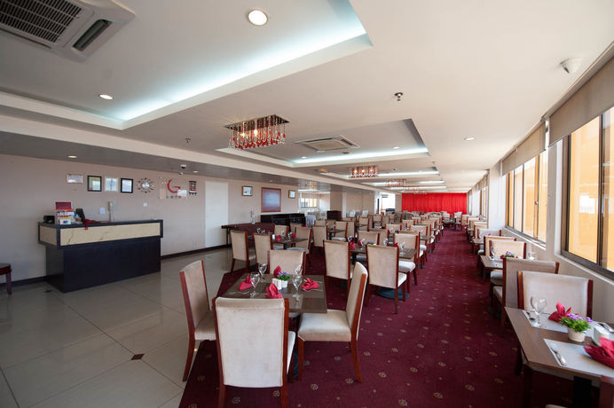 Imagen del bar/restaurante del Hotel Gaya Centre. Foto 2