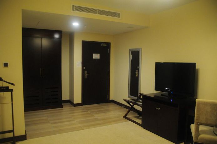 Imagen de la habitación del Hotel Gaya Centre. Foto 9