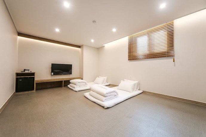 Imagen de la habitación del Hotel Gaya Mini. Foto 3
