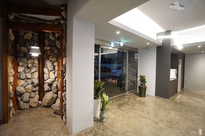 Imagen de los interiores del Hotel Gaya Mini. Foto 19