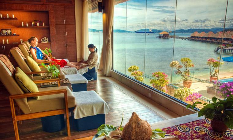 Imagen general del Hotel Gayana Marine Resort. Foto 7