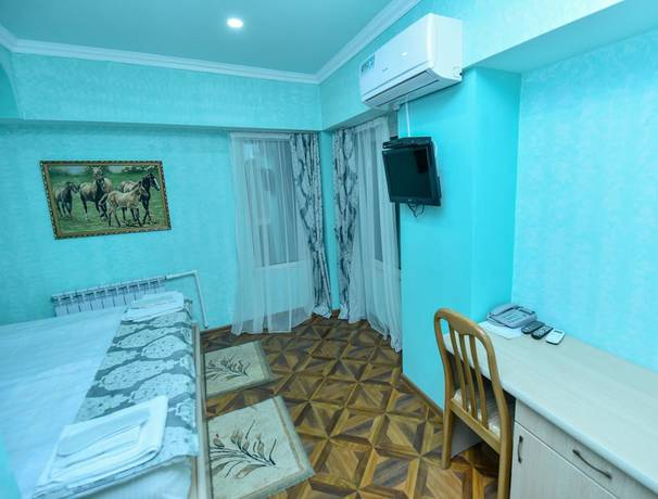 Imagen de la habitación del Hotel Gayane. Foto 5
