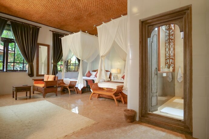 Imagen de la habitación del Hotel Gayatri. Foto 13