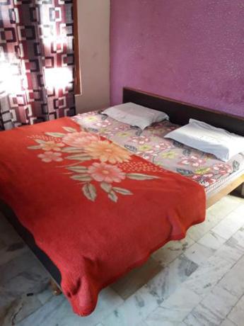 Imagen general del Hotel Gayatri Guest House Haridwar Near Railway Station - Ganga Ghat - Best in Haridwar. Foto 2