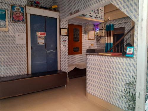 Imagen general del Hotel Gayatri Guest House Haridwar Near Railway Station - Ganga Ghat - Best in Haridwar. Foto 8
