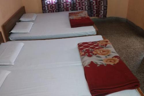 Imagen general del Hotel Gayatri Guest House Haridwar Near Railway Station - Ganga Ghat - Best in Haridwar. Foto 9