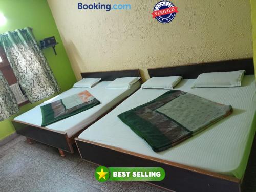 Imagen general del Hotel Gayatri Guest House Haridwar Near Railway Station - Ganga Ghat - Best in Haridwar. Foto 12