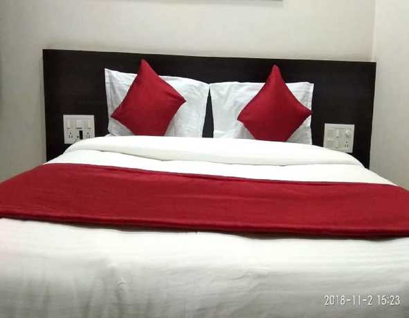Imagen de la habitación del Hotel Gayatri by Sky Stays. Foto 10