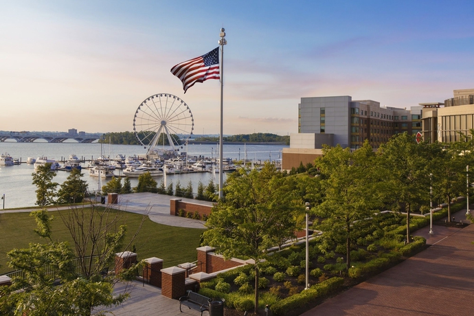 Imagen de los exteriores del Hotel Gaylord National Resort and Convention Center. Foto 10
