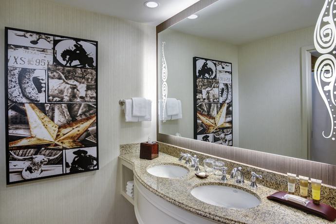 Imagen de la habitación del Hotel Gaylord Texan Resort and Convention Center. Foto 10