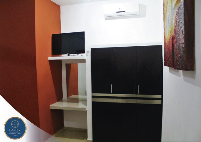 Imagen de la habitación del Hotel Gayser Apartamentos. Foto 13