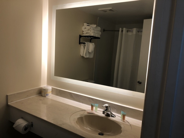 Imagen de la habitación del Hotel Gazebo Inn Oceanfront. Foto 13