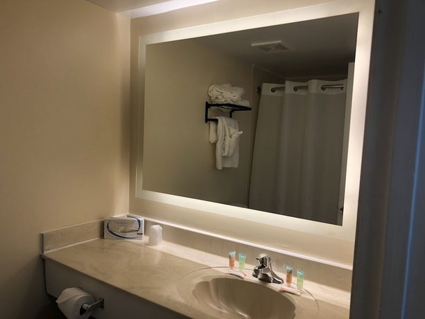 Imagen de la habitación del Hotel Gazebo Inn Oceanfront. Foto 15