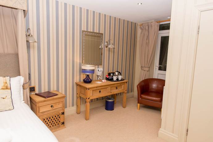 Imagen de la habitación del Hotel Gazelle. Foto 7