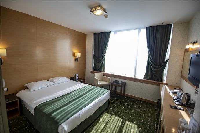 Imagen de la habitación del Hotel Gaziantep Plaza. Foto 3
