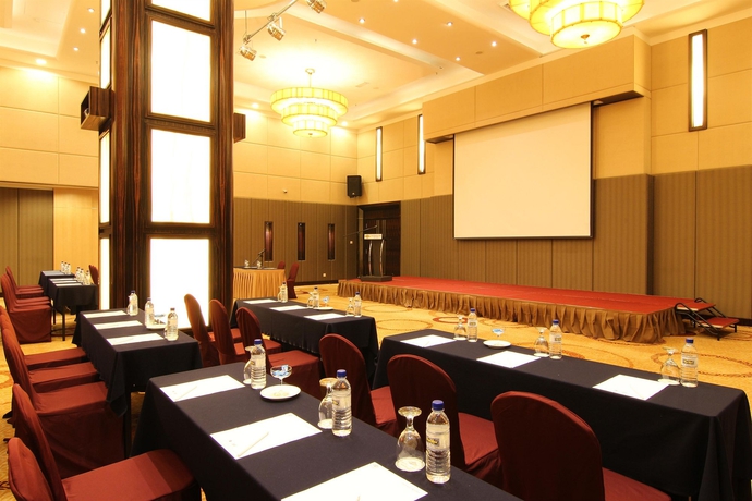 Imagen de los interiores del Hotel Gbw. Foto 13